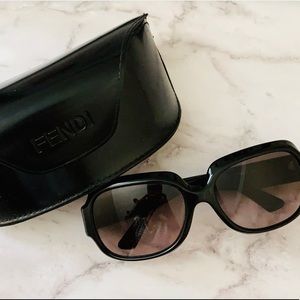 FENDI Authentic Sunglasses Black